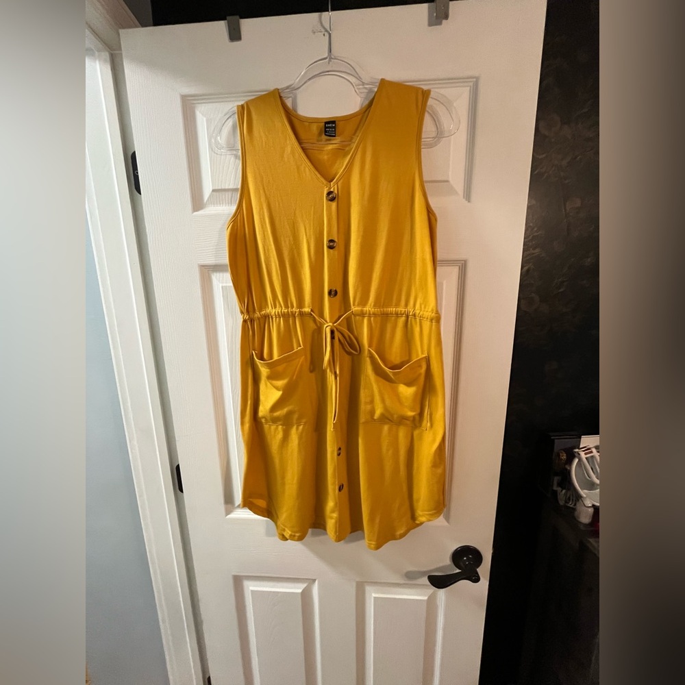 SHEIN Mustard Sleeveless Button-Down Midi Dress